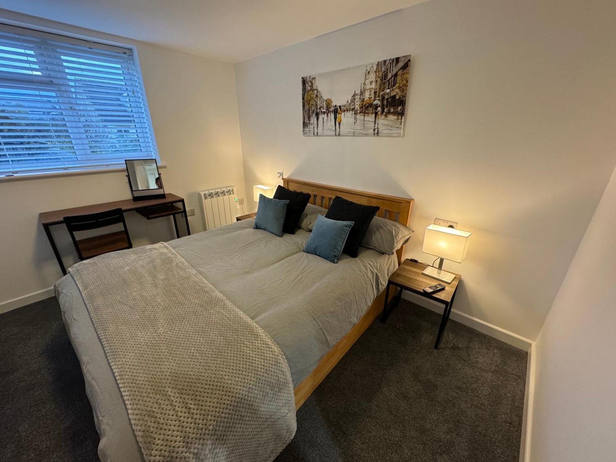 Modern 1 Bed Apartment With Car Parking Bitton Εξωτερικό φωτογραφία