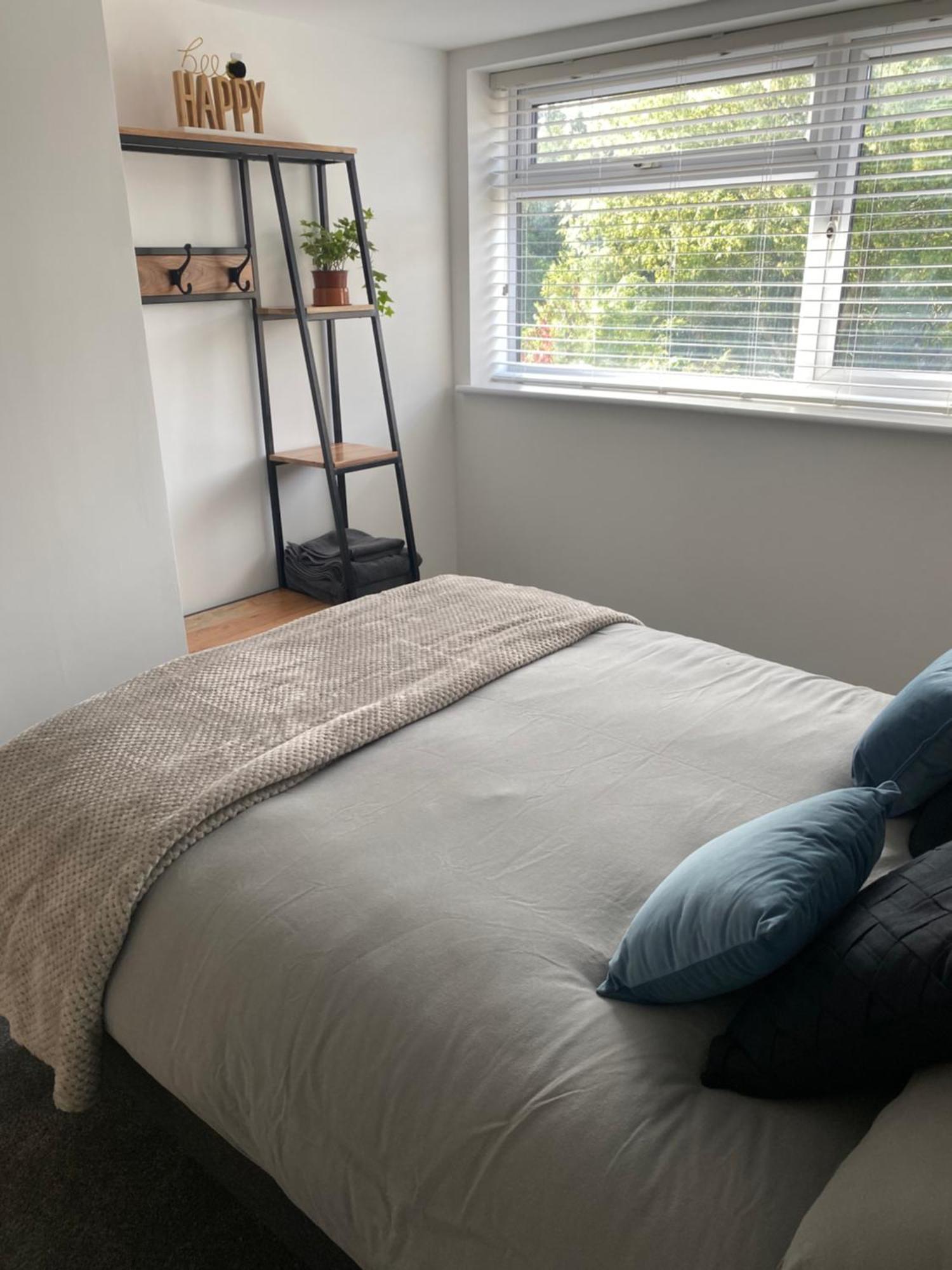 Modern 1 Bed Apartment With Car Parking Bitton Εξωτερικό φωτογραφία