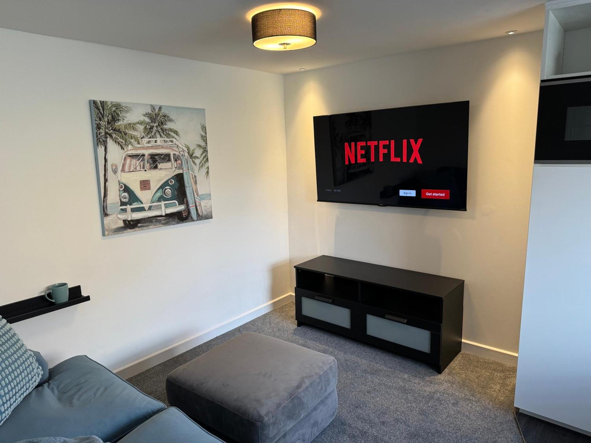 Modern 1 Bed Apartment With Car Parking Bitton Εξωτερικό φωτογραφία